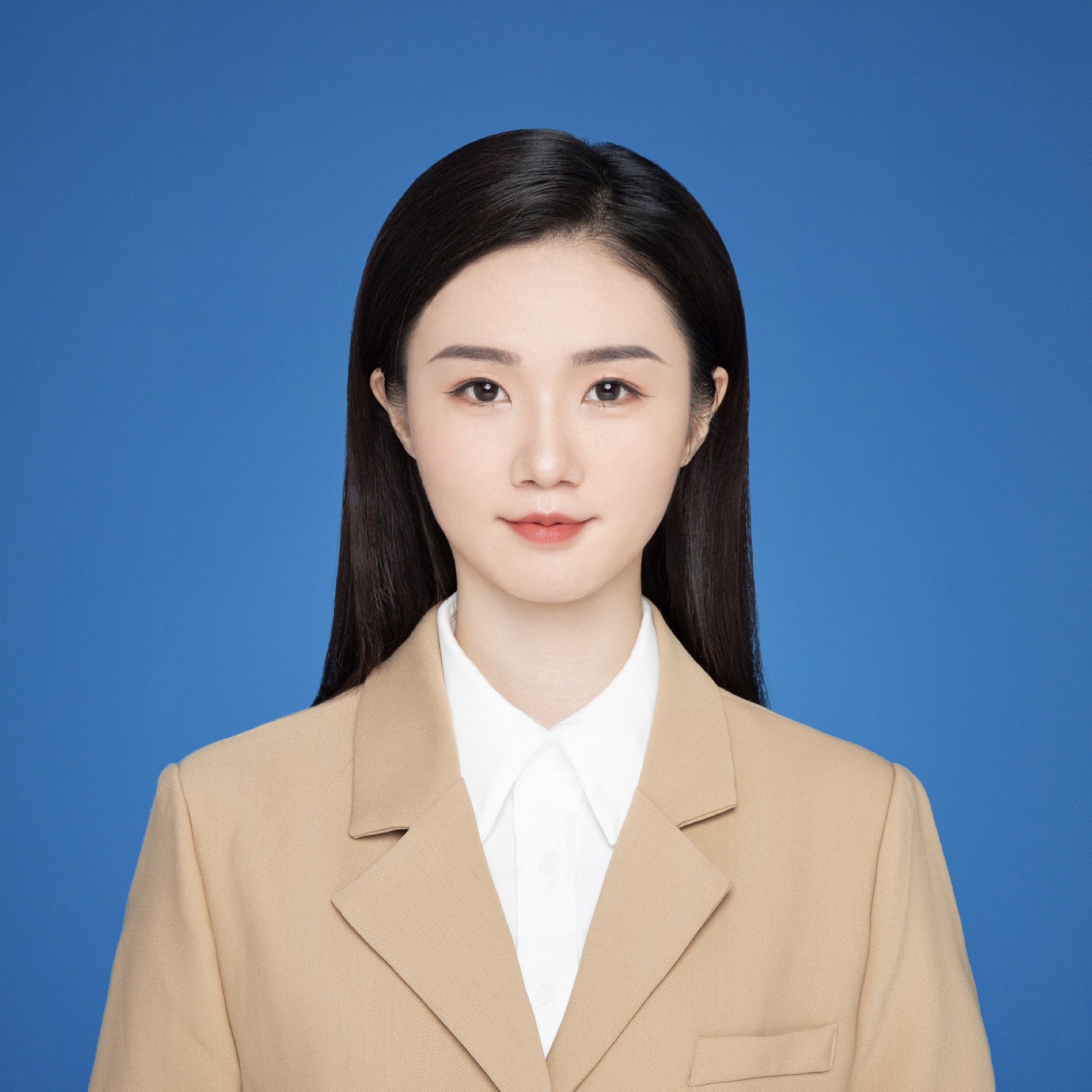 戴丽形象照.jpg