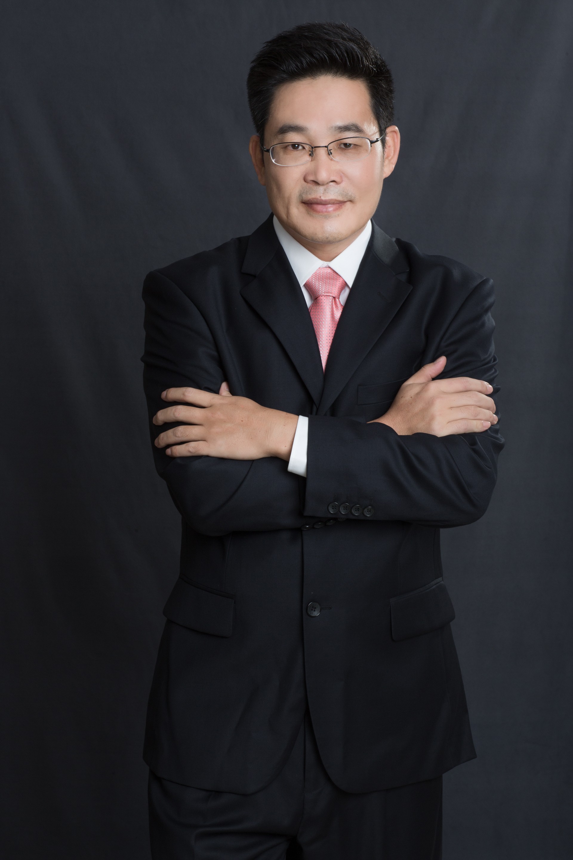 谢建军形象照.jpg